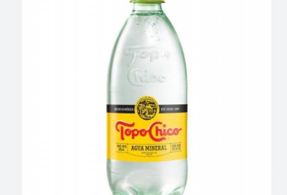 Sparkling water topochico