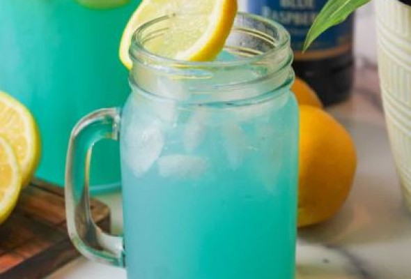 Blue lemonade